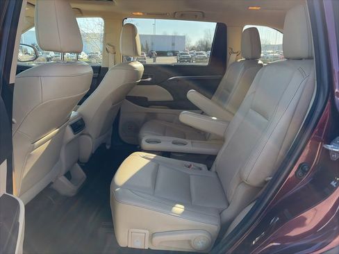 Used 2015 Toyota Highlander Limited image 49