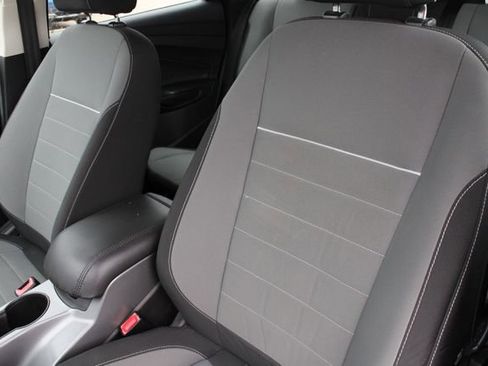 Used 2013 Ford C-MAX SE FWD image 4