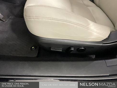 Used 2021 MAZDA MAZDA3 s image 25