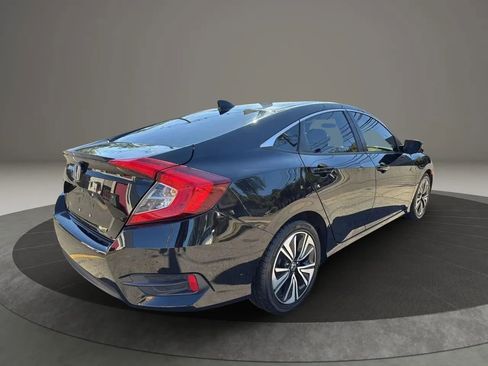 Used 2017 Honda Civic EX-T image 5