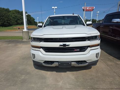 Used 2017 Chevrolet Silverado 1500 LT w/ True North Edition AWD/4WD image 7