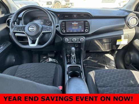 New 2024 Nissan Kicks SV image 32