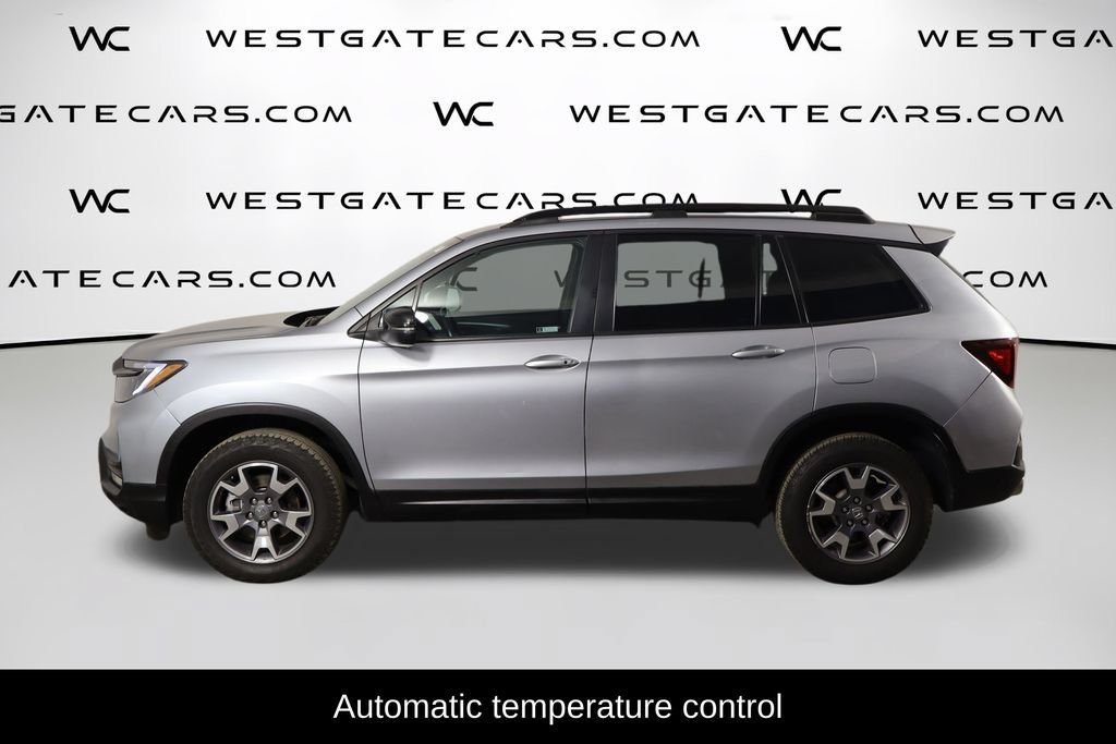 Used 2023 Honda Passport TrailSport image 5