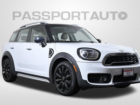 Used 2020 MINI Cooper Countryman S FWD image 3