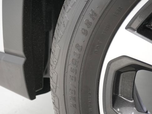 Used 2019 Subaru Forester Limited w/ Popular Package #3 image 34