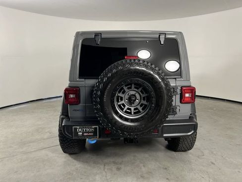 Used 2022 Jeep Wrangler Unlimited Rubicon 4xe AWD/4WD image 7