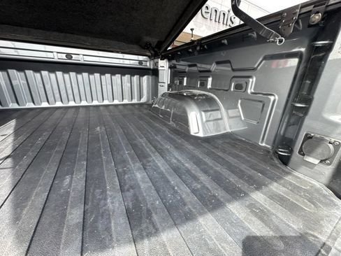 Used 2021 GMC Sierra 1500 SLT w/ SLT Premium Package AWD/4WD image 9