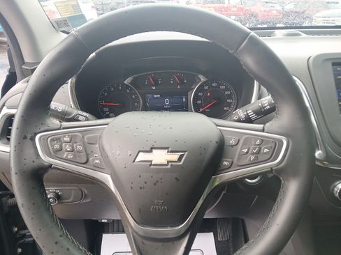 Used 2023 Chevrolet Equinox LT AWD/4WD image 9