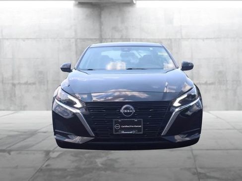 Certified 2023 Nissan Altima 2.5 SV w/ SV Premium Package AWD/4WD image 4