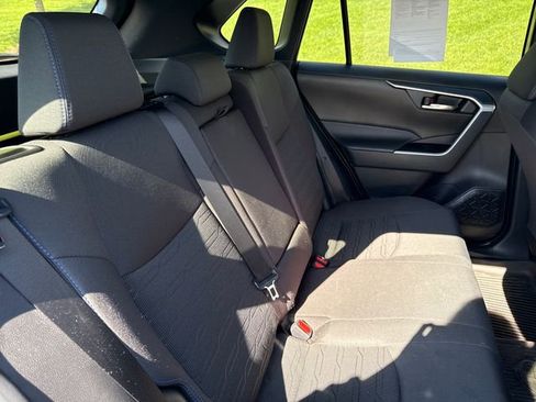 Used 2024 Toyota RAV4 SE w/ Convenience Package AWD/4WD image 14