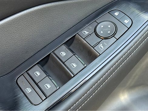 New 2026 Nissan Rogue SV image 21