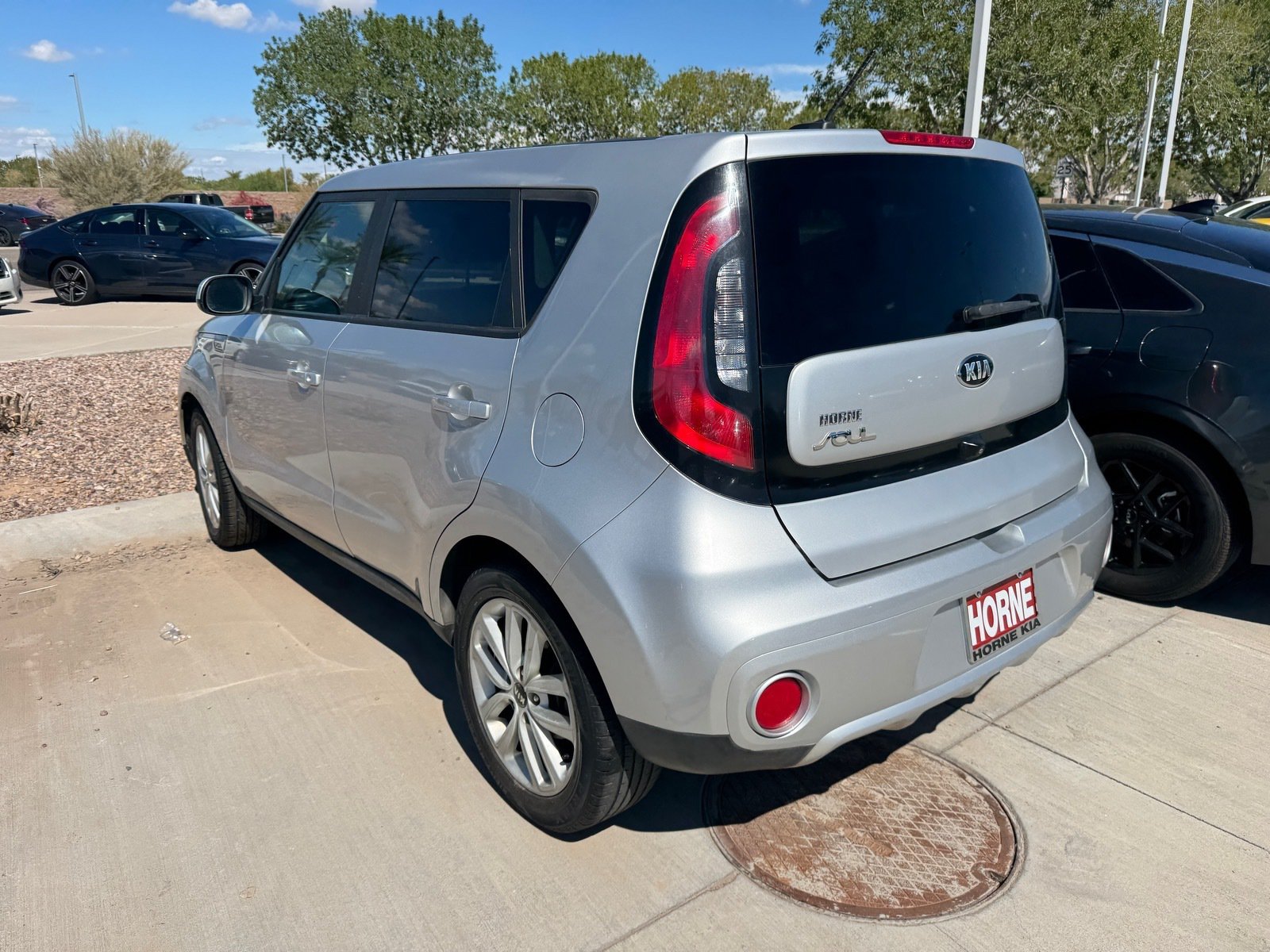 Used 2018 Kia Soul + FWD image 3