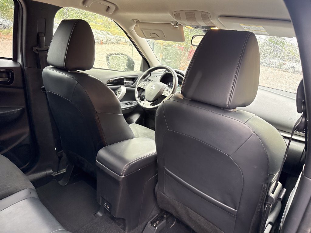 Used 2025 Mitsubishi Eclipse Cross SE AWD/4WD image 25