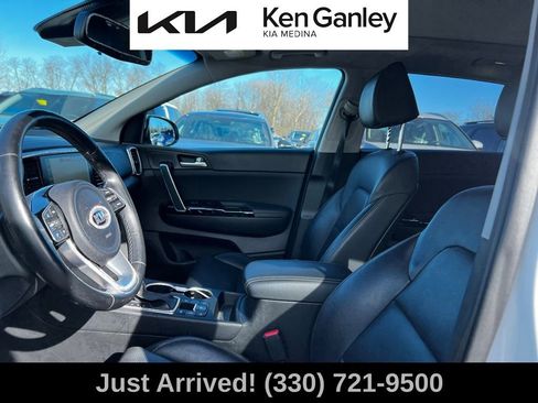 Used 2020 Kia Sportage EX w/ Option Group 15 image 11