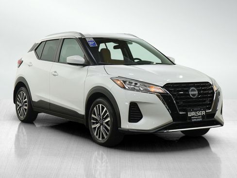 Used 2024 Nissan Kicks SV FWD image 7