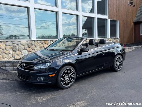 Used 2015 Volkswagen Eos Final Edition FWD image 1
