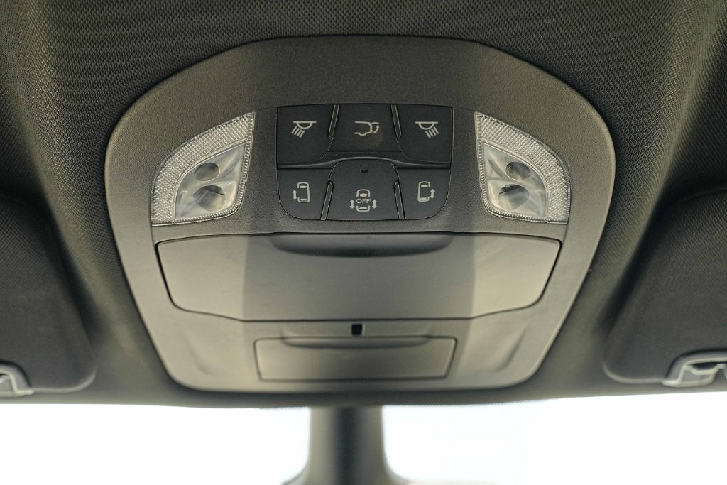 Used 2026 Chrysler Pacifica Select FWD image 37