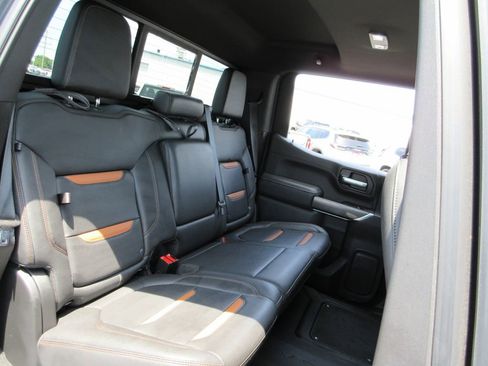 Used 2021 GMC Sierra 1500 AT4 w/ AT4 Value Package AWD/4WD image 25