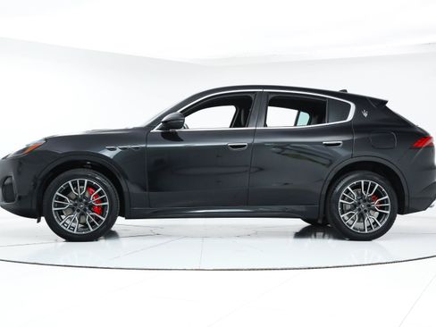 New 2025 Maserati Grecale Modena AWD/4WD image 2