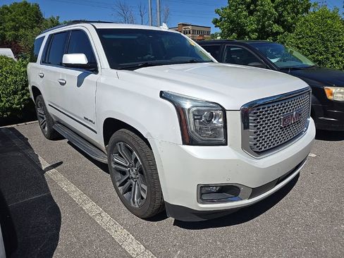 Used 2017 GMC Yukon Denali w/ Open Road Package AWD/4WD image 2