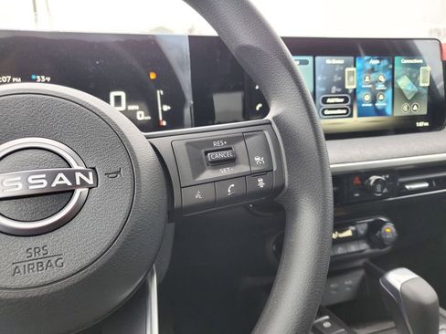 New 2026 Nissan Kicks SV image 19