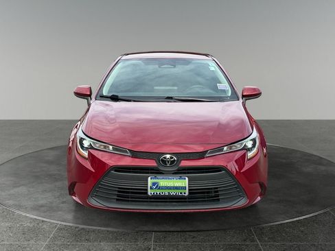 Used 2023 Toyota Corolla LE FWD image 2