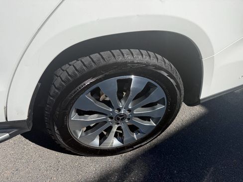 Used 2019 Mercedes-Benz GLS 450 4MATIC image 21