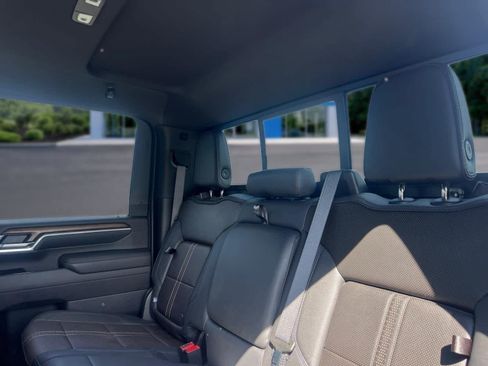 Certified 2025 Chevrolet Silverado 2500 High Country AWD/4WD image 30