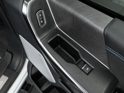 Used 2025 Ford F250 Platinum w/ FX4 Off-Road Package image 50