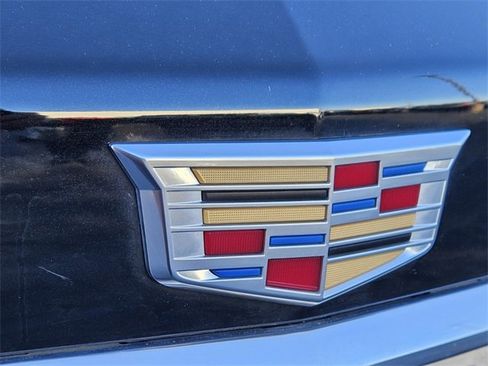 Used 2025 Cadillac XT5 Premium Luxury image 15