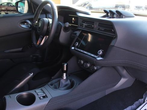 Used 2025 Nissan Z Sport w/ Floor Mat Package image 21