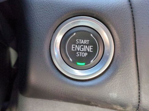 Used 2023 Chevrolet Tahoe Premier image 34