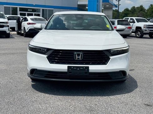 Used 2025 Honda Accord LX image 8