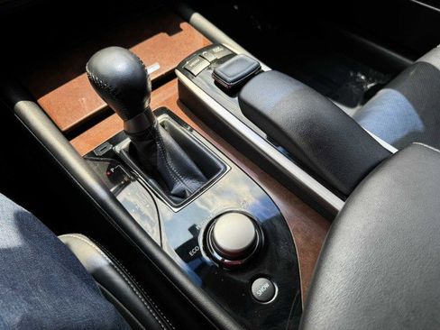 Used 2015 Lexus GS 350 image 32