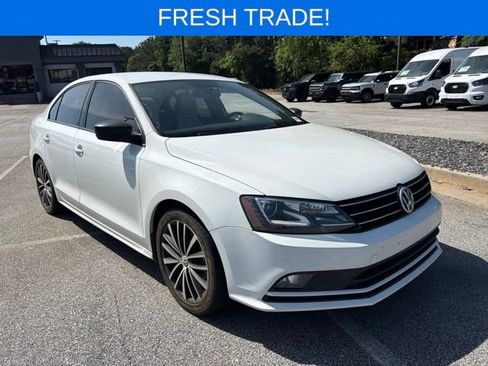 Used 2016 Volkswagen Jetta Sport w/ Lighting Package FWD image 1