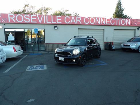 Used 2013 MINI Cooper Paceman S image 1