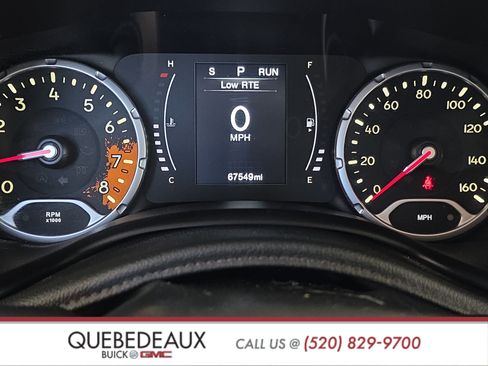 Used 2018 Jeep Renegade Altitude w/ Advanced Technology Group FWD image 14