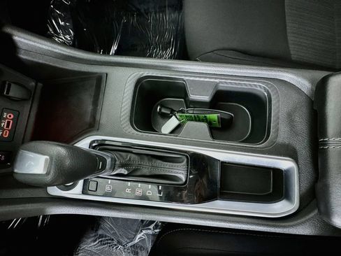 Used 2024 Nissan Sentra SV FWD image 15