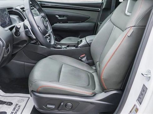 Certified 2024 Hyundai Santa Cruz Limited image 11