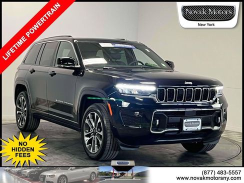 Used 2024 Jeep Grand Cherokee Overland w/ Trailer Tow Package AWD/4WD image 1