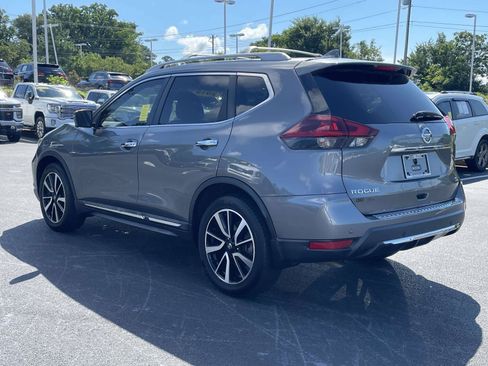 Used 2019 Nissan Rogue SL w/ Premium Package FWD image 5