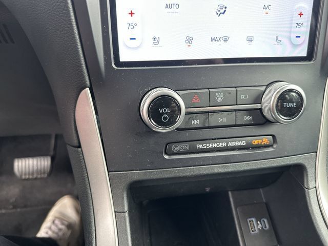 Used 2024 Ford Edge SEL w/ Convenience Package AWD/4WD image 14