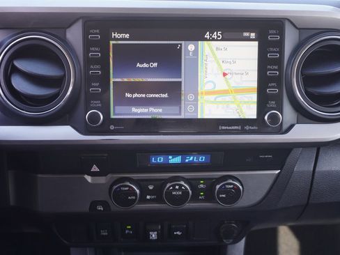 Used 2022 Toyota Tacoma SR5 RWD image 21