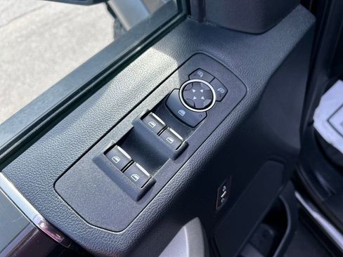 Used 2019 Ford F150 Raptor w/ Equipment Group 801A Mid image 13