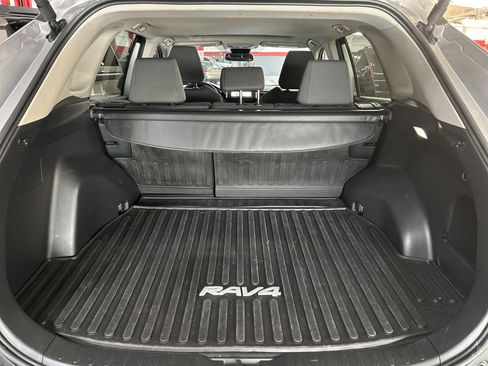 Used 2024 Toyota RAV4 XLE w/ Convenience Package FWD image 32