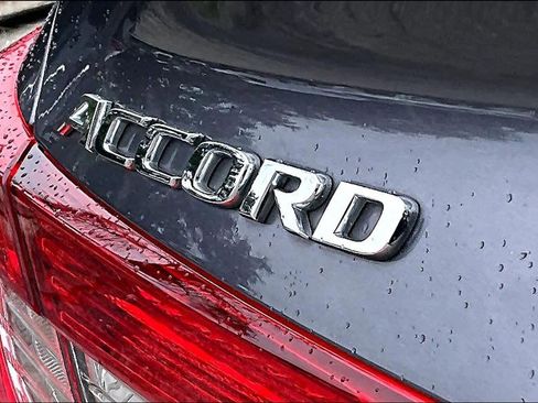 Used 2020 Honda Accord Sport image 10