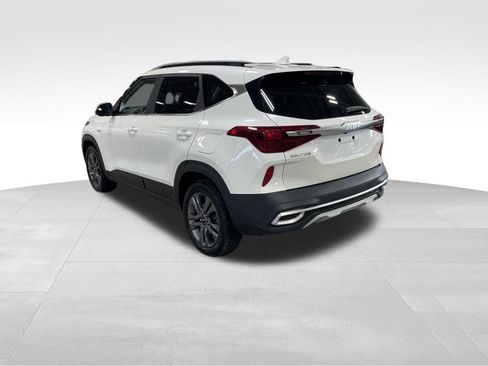 Certified 2023 Kia Seltos S w/ Navigation Package image 6