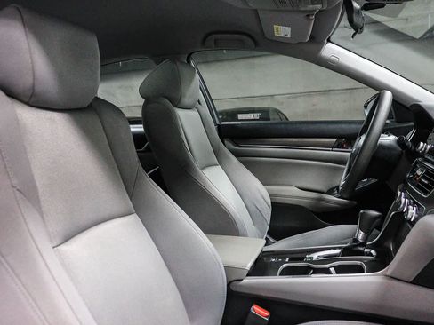 Used 2019 Honda Accord LX image 16