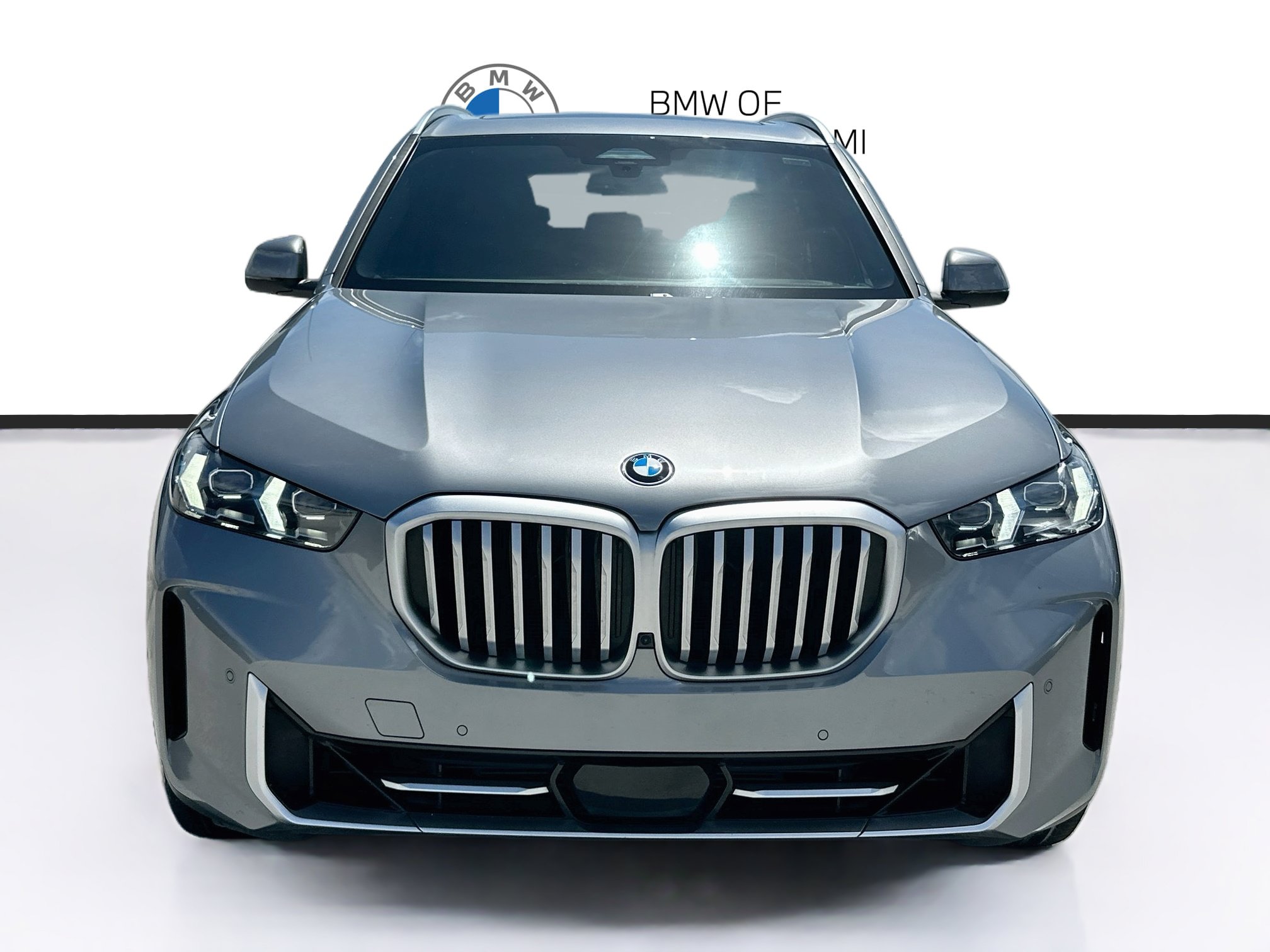 Certified 2025 BMW X5 sDrive40i w/ Climate Comfort Package RWD image 2
