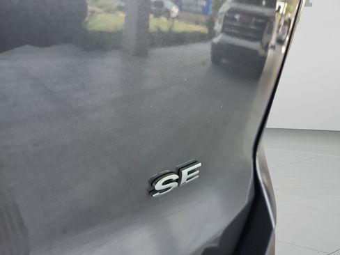 Used 2020 Ford EcoSport SE FWD image 30